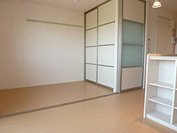 オルタシア　カツラ 205 2階1DKのリビング/ダイニング