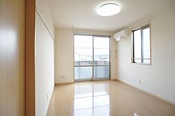 オレンジ・ガーデンA 102 1階1LDKのリビング/ダイニング