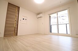 D room千代田町 101 3階1Kのリビング/ダイニング