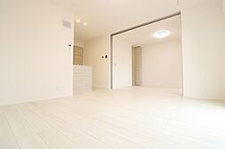 ベルノーム 203 2階2LDKのリビング/ダイニング