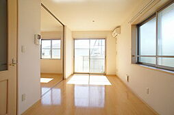 ヴィクトワ−ル 205 2階1LDKのリビング/ダイニング