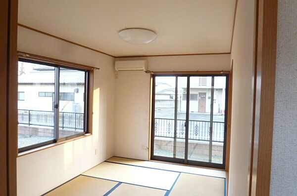 detached 群馬県伊勢崎市市場町２丁目894-1

地図を見る