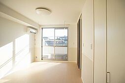 ヴァン・ルーチェ 105 1階1LDKのリビング/ダイニング