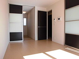 オマージュ　A 203 2階1LDKのリビング/ダイニング