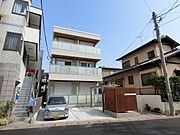 南行徳駅より徒歩14分 築4年8ヶ月 3階建の賃貸物件