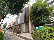 本蓮沼駅より徒歩6分 築3年6ヶ月 4階建の賃貸物件