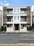 桜木町駅よりバス24分 徒歩2分 3階 築6年9ヶ月の賃貸物件