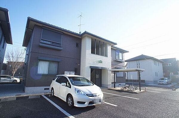 apartment 埼玉県比企郡滑川町月の輪５丁目11-1
地図を見る
