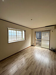 グリーンティアラ 0101 1階1Kのリビング/ダイニング