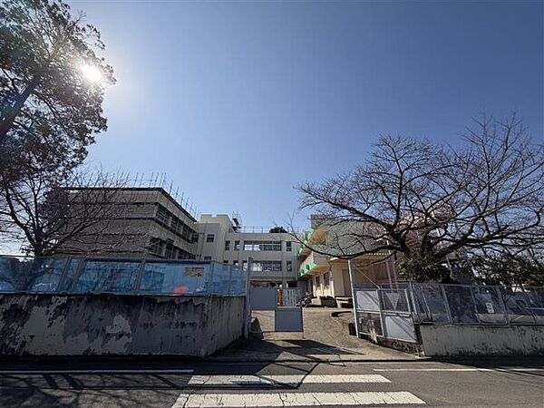中学校「千葉市立緑町中学校まで1417m」