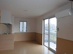 マリエール 101 1階2LDKの室内