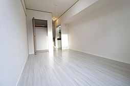 レグルス 105 1階ワンルームの室内