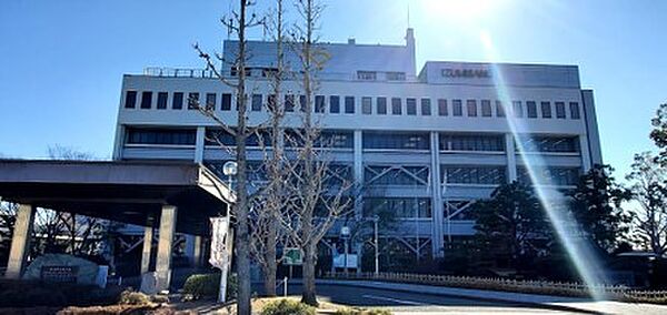 役所「泉佐野市役所まで2392m」
