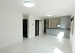 西武拝島線 東大和市駅 徒歩8分の賃貸一戸建て 1階3LDKのリビング/ダイニング