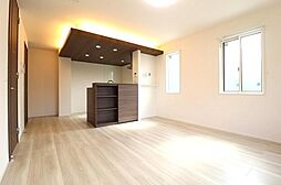 ワイズ・グラン 101 1階2LDKの室内