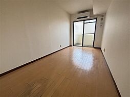 セントラルコート中丸 4階1Kのリビング/ダイニング