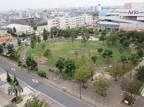公園「西新井さかえ公園まで1131m」