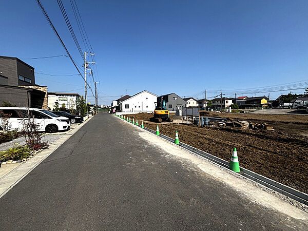 本物件部分＋前面道路