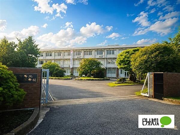 高校「千葉県立国分高校まで1371m」