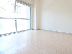 ユーティブラザ鹿骨 0204 2階3DKのリビング/ダイニング