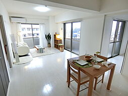 アークヒルズ英 0505 5階2LDKのリビング/ダイニング