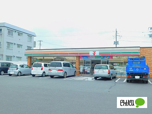 コンビニ「セブンイレブン我孫子柴崎台3丁目店まで1247m」