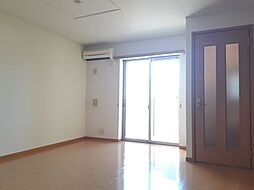 パール・ウィングI 102 1階1LDKのリビング/ダイニング