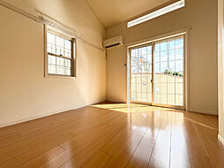 カサ・マグノリア 0101 1階1Kのリビング/ダイニング