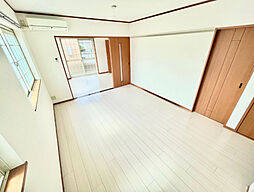 グラン・シャリオ新浜 0103 1階1LDKのリビング/ダイニング