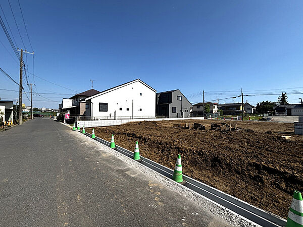 本物件部分＋前面道路