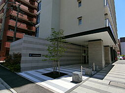12 / 28