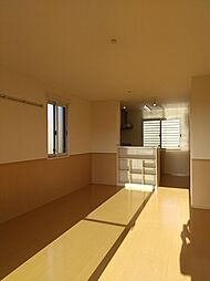 ベルデュール 105 1階1LDKのリビング/ダイニング