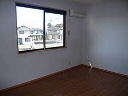 ヴェルドミール　参番館 102 1階2LDKのリビング/ダイニング