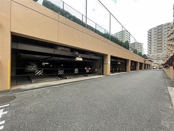 駐車場を拡大表示