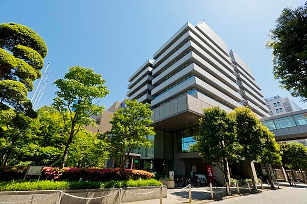 役所「港区役所まで3920m」