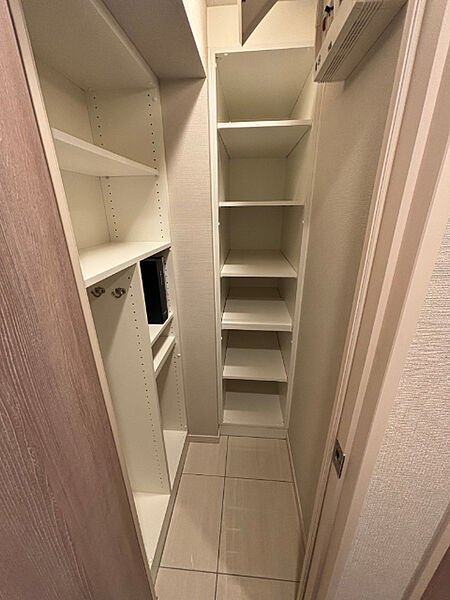 収納