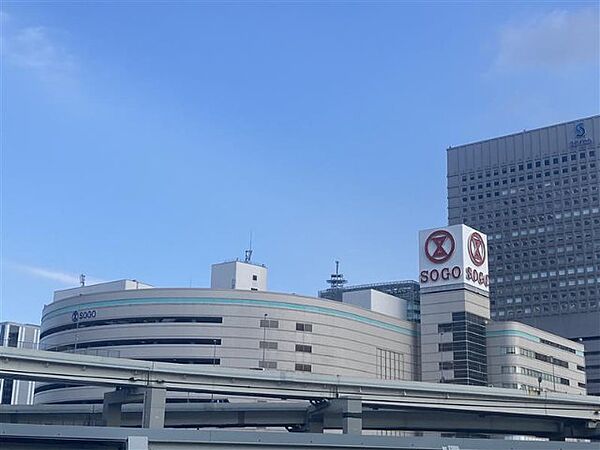 ショッピング施設「そごう横浜店まで1906m」