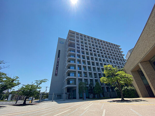 役所「浦安市役所まで4882m」