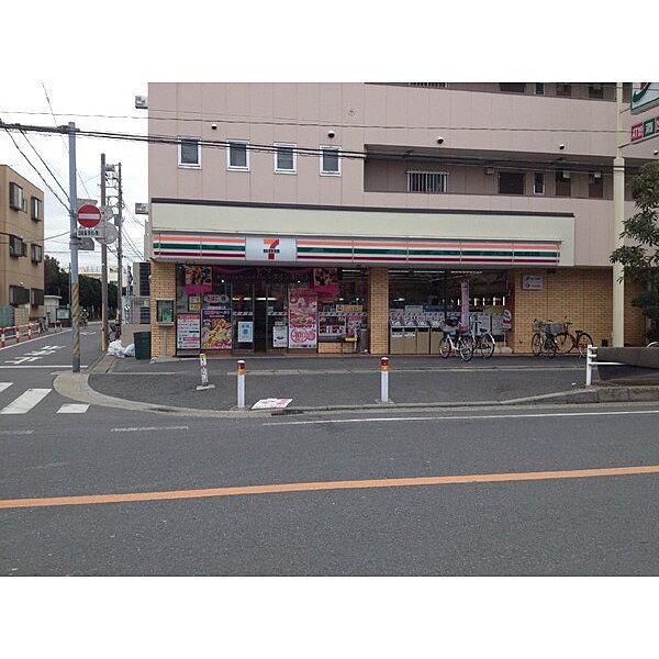 コンビニ「ローソン市川塩焼五丁目店まで238m」