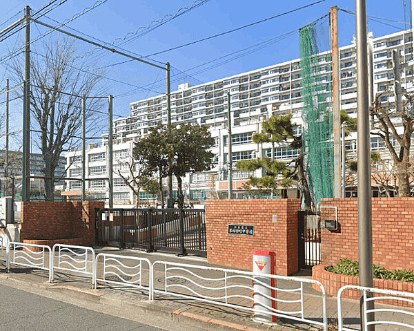 中学校「江東区立第四砂町中学校まで1192m」