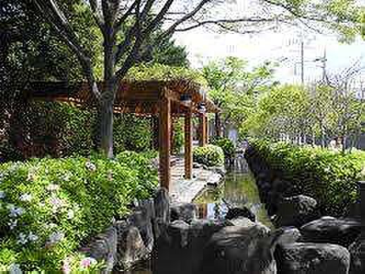 公園「一之江境川緑地まで406m」