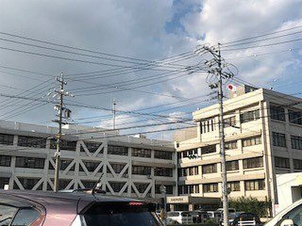 警察署、交番「岡崎警察署まで5279m」