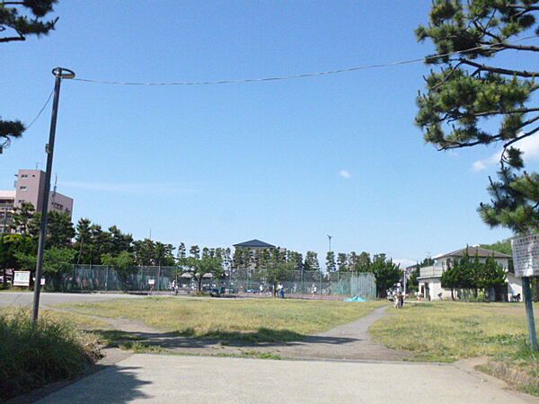 公園「行徳中央公園まで1064m」