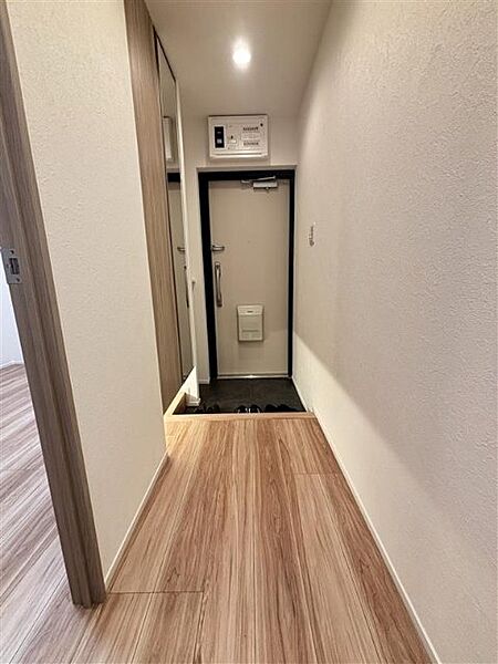 玄関を拡大表示