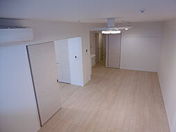 成城ＢＬＥＳＳ　Ａ棟 0001 地下1階3SLDKのリビング/ダイニング