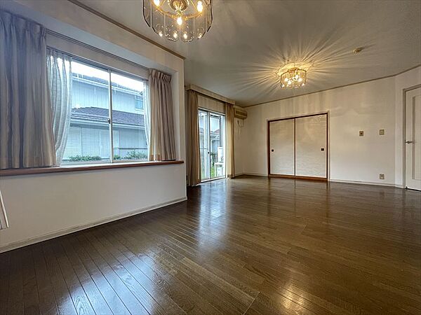 detached 埼玉県白岡市新白岡1丁目

地図を見る