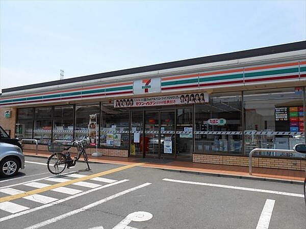 コンビニ「セブンイレブン嵐山むさし台1丁目まで2138m」