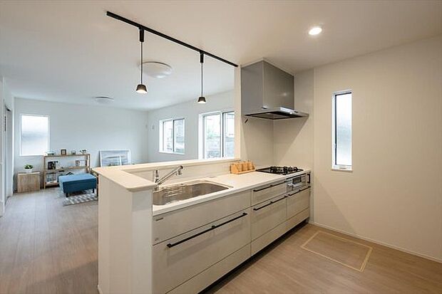 SAN+仕様ZEH(ネットゼロエネルギーハウス)基準クリア住宅や耐震等級3の家。