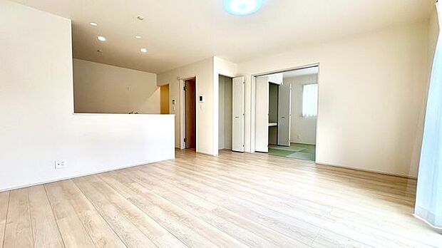 約16帖のリビング