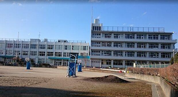 【小学校】東金子小学校 1045m